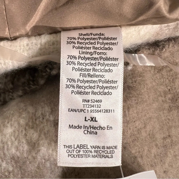 NWT Time & Tru Brown plaid poncho size L-XL Hooded Cozy 30% Recycled Fibers - Picture 10 of 16